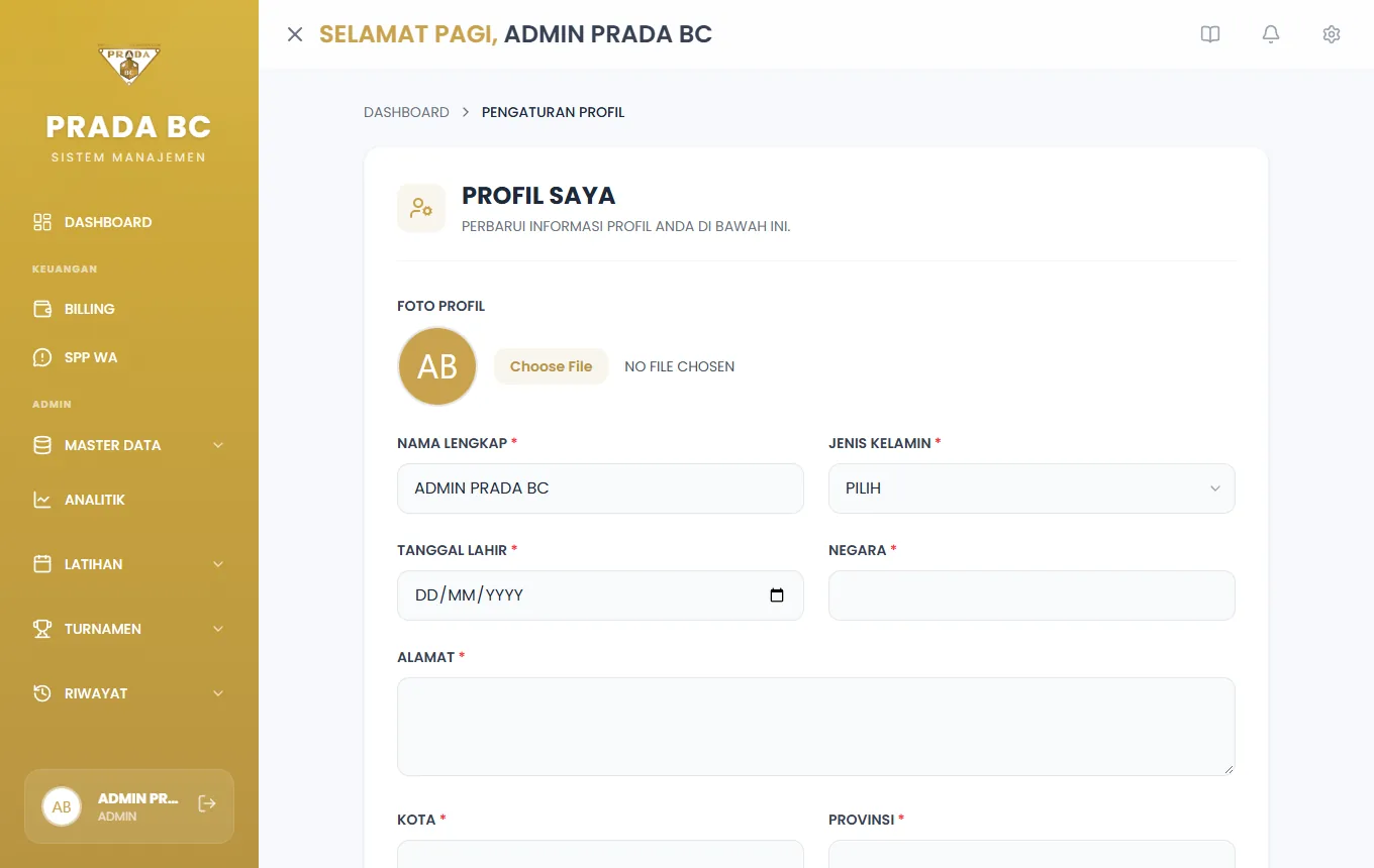 Halaman Pengaturan Profil: foto profil dan data pribadi. Tombol Simpan Perubahan ada di bagian bawah halaman.