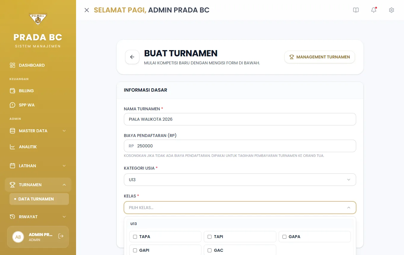 Setelah usia dipilih, dropdown **Kelas** menampilkan kode kelas yang tersedia untuk usia tersebut.